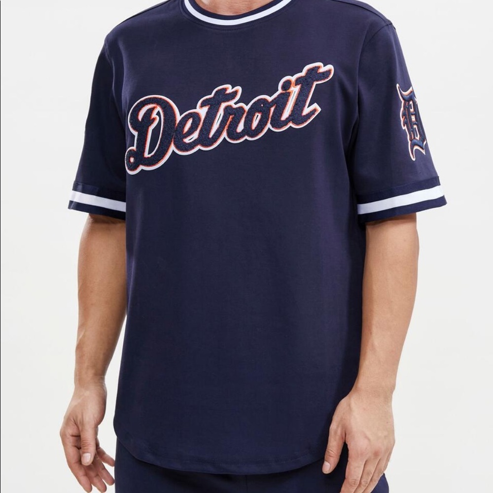 Detroit Tigers Pro Standard Men’s Jersey Shirt